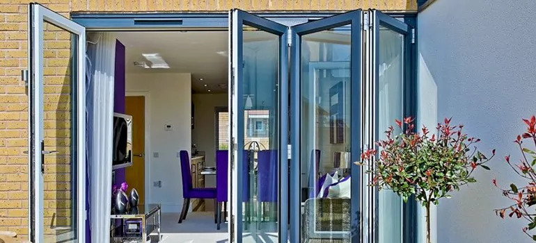 Bifold Door Repairs Near Me in Vaughan, Ontario